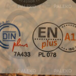 Pellet drzewny Hiton worek z bliska certyfikaty Paleko